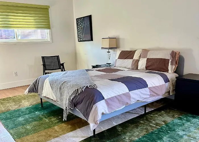 Venice Beach Bungalow